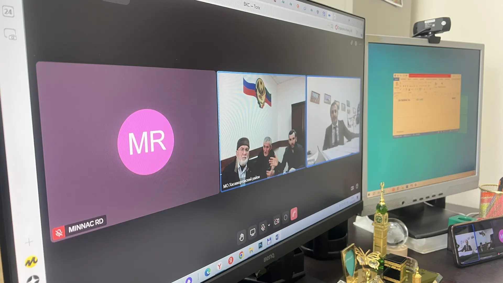 Миннац Дагестана провёл ВКС с семьями студентов, обучающихся за рубежом